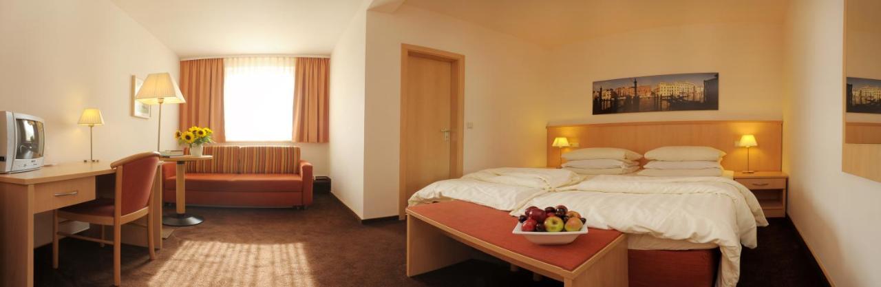 Luebsche Thorweide Hotel Wismar Ngoại thất bức ảnh